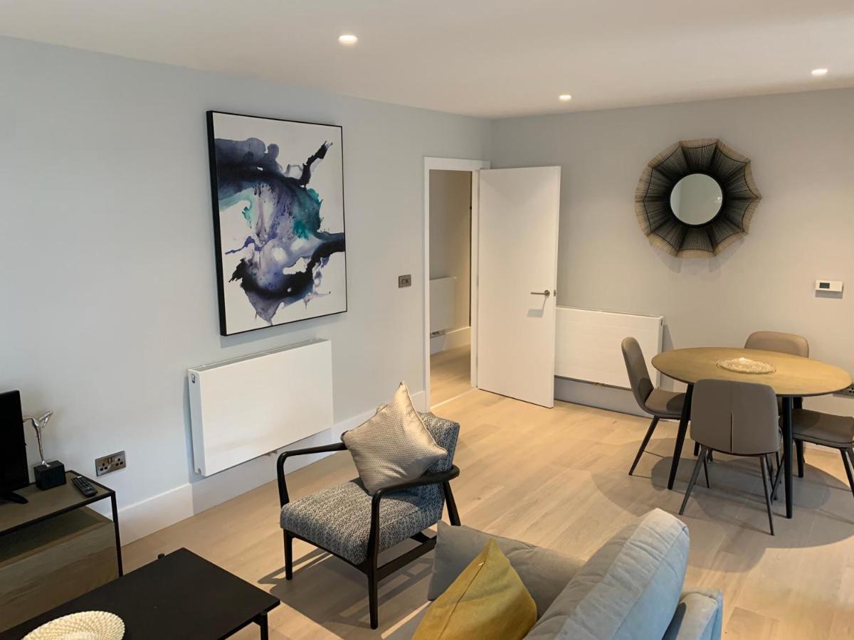 Heathrow North Apartments By Charles Hope 豪士罗 外观 照片