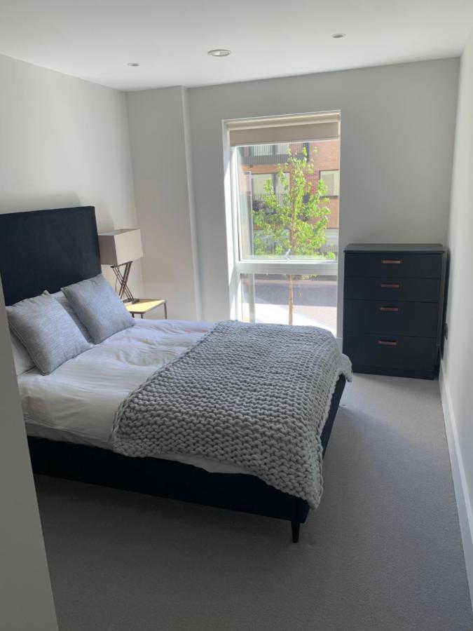 Heathrow North Apartments By Charles Hope 豪士罗 外观 照片