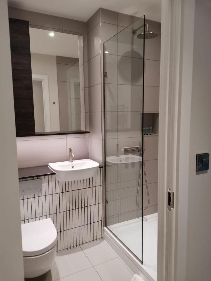 Heathrow North Apartments By Charles Hope 豪士罗 外观 照片